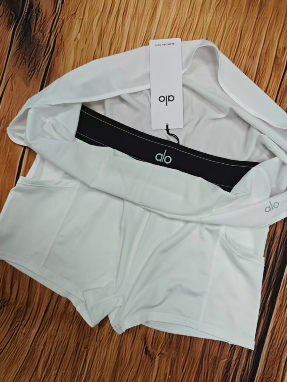 💞Alo Yoga Match Point Tennis Skirt White NWT✨Casual/Sporty Mini Skirt - Picture 5 of 8